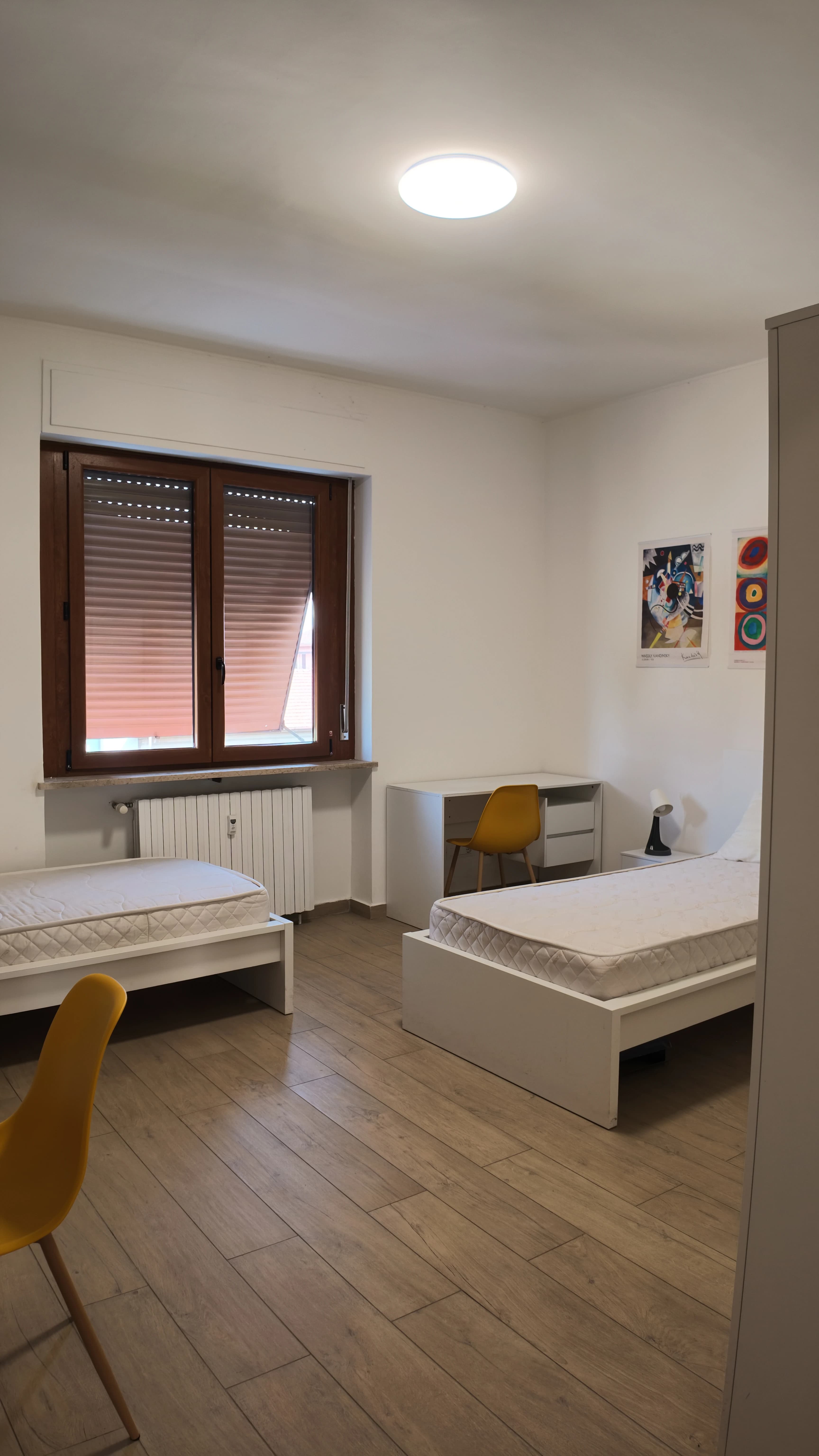 Camera doppia verticale dello Student Housing A.F.A. in Spalto Borgoglio 78 ad Alessandria